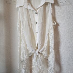 Body Central Cream Sleeveless Tie Front Blouse